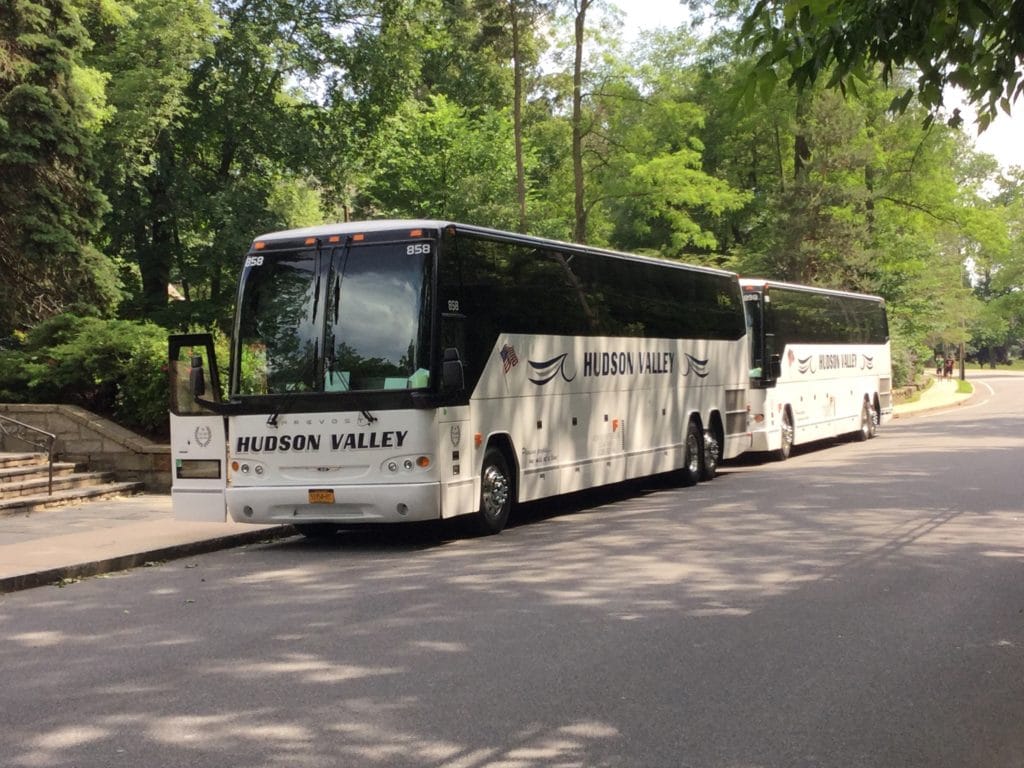 hudson-valley-charter-service-bus-and-van-services